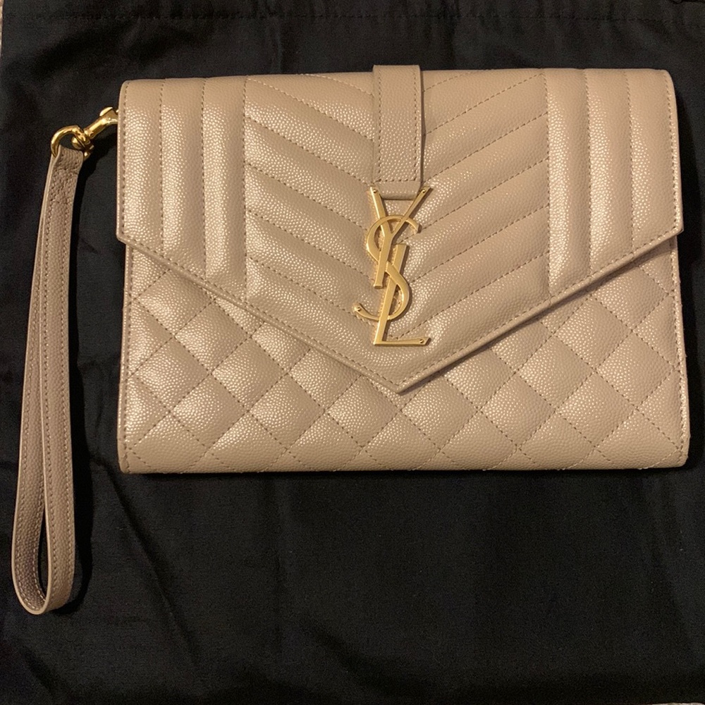 YSL MONOGRAM CLUTCH IN MIX MATELASSÉ GRAIN DE POUDRE EMBOSSED LEATHER